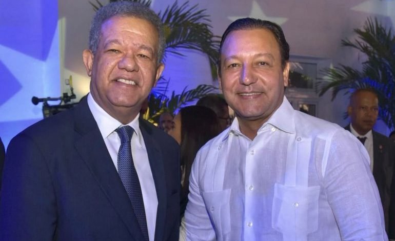 Photo of Leonel y Abel coinciden en celebración independencia EEUU