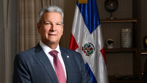 Photo of Macarrulla renuncia como ministro de la Presidencia