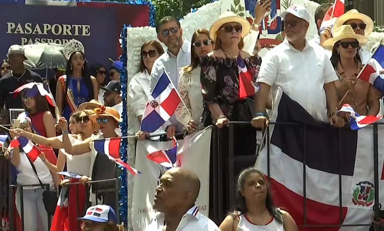 Photo of Dominicanos desfilan en Nueva York para celebrar sus logros