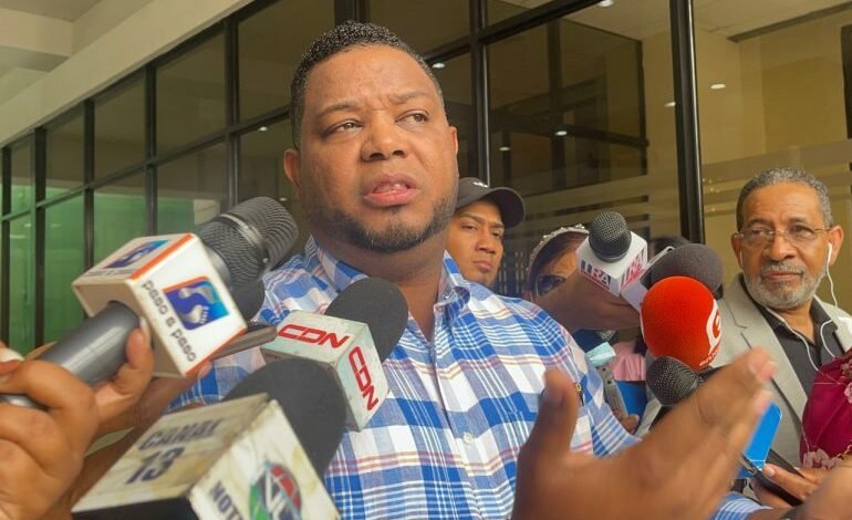 Photo of Diputado PLD llama “Poncio Pilato” a Chú Vásquez por “irresponsabilidad” en seguridad ciudadana