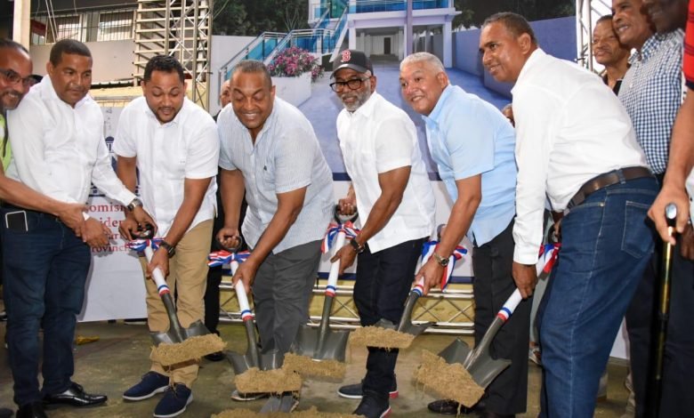 Photo of Comisión de Desarrollo Provincial invertirá más de RD$ 80 millones en obras deportivas y viales en Santo Domingo Oeste