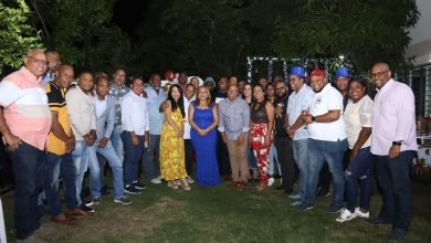 Photo of Diputada Ana María Peña y Frank Soto organizan agasajo a los medios de comunicación de SDO