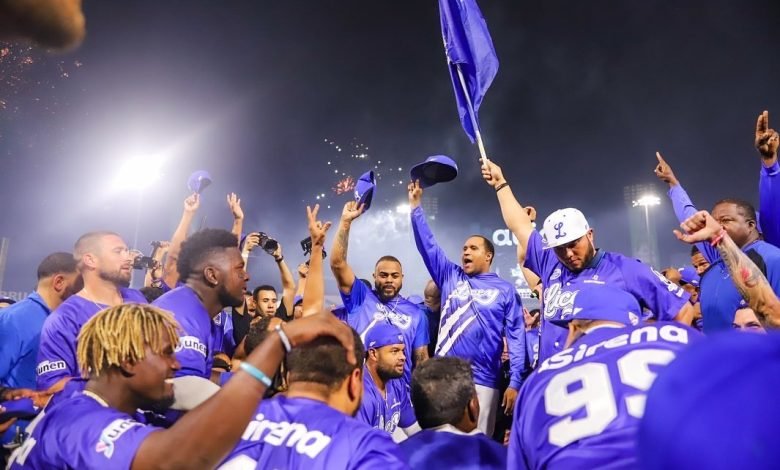 Photo of Los Tigres del Licey consiguen su corona 23 ante Estrellas