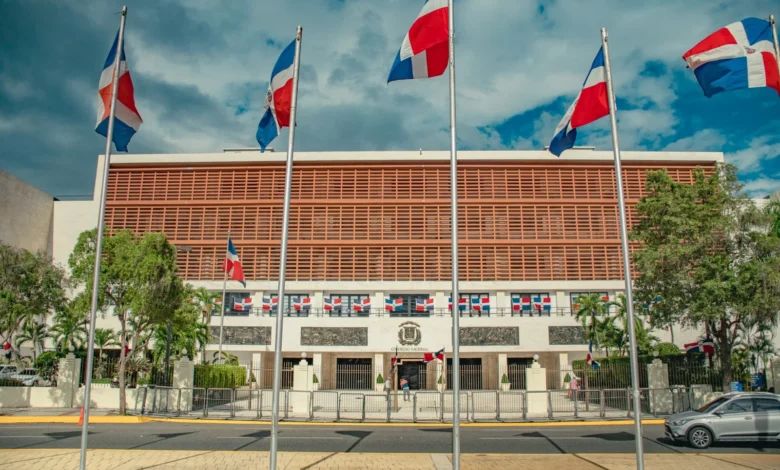 Photo of Más diputados del PLD abogan por diálogo y consenso para escoger candidato presidencial