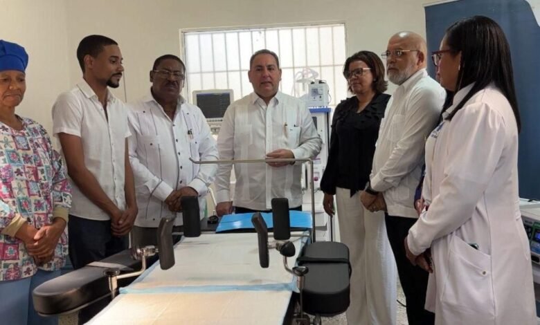 Photo of SNS entrega quirófanos renovados y equipados al Hospital Municipal de Yamasá