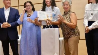 Photo of Fundación Macarrulla premia a ganadores concurso estudiantil