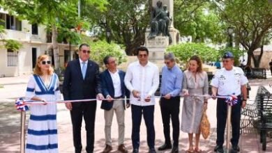 Photo of Collado reinaugura parque Duarte y deja abierta calle Las Mercedes