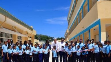 Photo of Abinader inaugura el Centro Educativo Juan Antonio Ramón Pérez