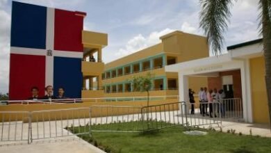 Photo of Gobierno sigue entrega de aulas en víspera de inicio del año escolar