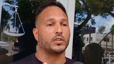 Photo of Familia de peluquero ultimado por policías denuncia amenazas