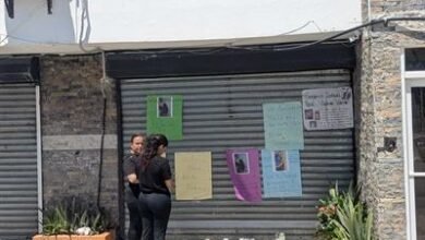 Photo of Familiares peluquero exigen limpiar nombre tras masacre Santiago