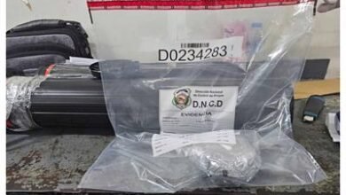 Photo of Detectan cocaína oculta en cosméticos y porta planos en el AILA