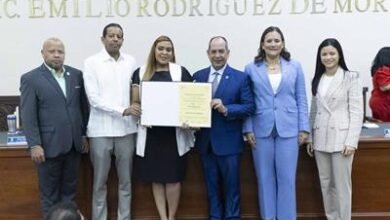 Photo of Concejo de Regidores exalta el talento joven del Distrito Nacional