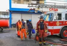 Photo of Bomberos sofocan incendio tienda Garrido