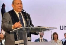 Photo of Estudiante becada por el Mescyt se gradua con honores en Unicaribe