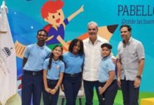 Photo of Abinader dialoga con estudiantes en Feria del Libro Cibao 2026