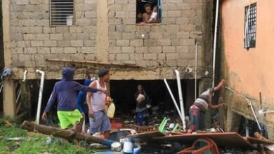 Photo of LLuvias causan inundaciones y daños materiales en el barrio Las 800