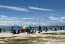 Photo of Mayor afluencia en Boca Chica y Guayacanes en Sábado Santo