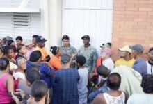 Photo of Residentes Nuevo Amanecer denuncian retrasos en entrega ayuda