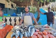 Photo of Venta de pescado en San Cristóbal durante Viernes Santo