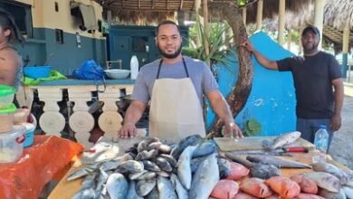 Photo of Venta de pescado en San Cristóbal durante Viernes Santo