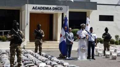 Photo of La DNCD incauta 1,295 paquetes de presunta cocaína en Pedernales