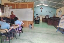 Photo of Estudiantes tienen 4 años recibiendo clases en iglesia en Santiago