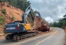 Photo of Obras Públicas trabaja en deslizamientos carretera Juan Pablo II