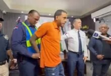 Photo of Se entrega cómplice de hombre abatido por la Policía en El Almirante
