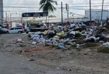 Photo of Vecinos Residencial Doña Idalia exigen intervención  contaminación