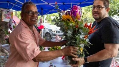 Photo of Venta de flores y velones aumenta por Día de las Madres