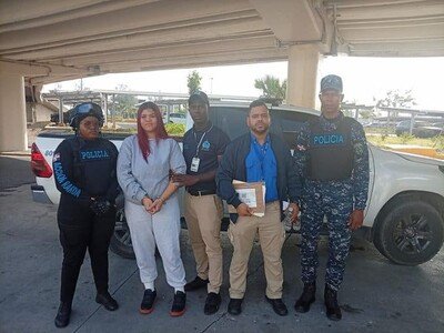 Photo of Deportan dominicana desde EE. UU. por homicidio en Villa Altagracia