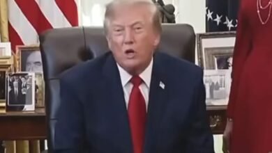 Photo of Trump dice que se abstuvo de actuar contra Obama, Biden y Clinton